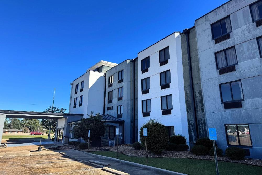 Travelodge by Wyndham Flowood Jackson Airport North